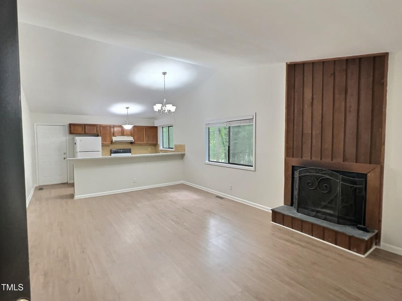 175 Tall Oaks Rd #A, Chapel Hill, NC 27516