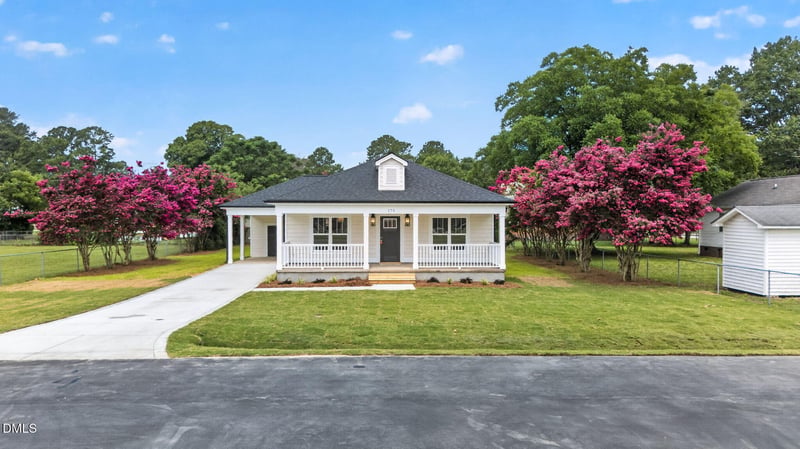 175 Tracy Ln, Dunn, NC 28334