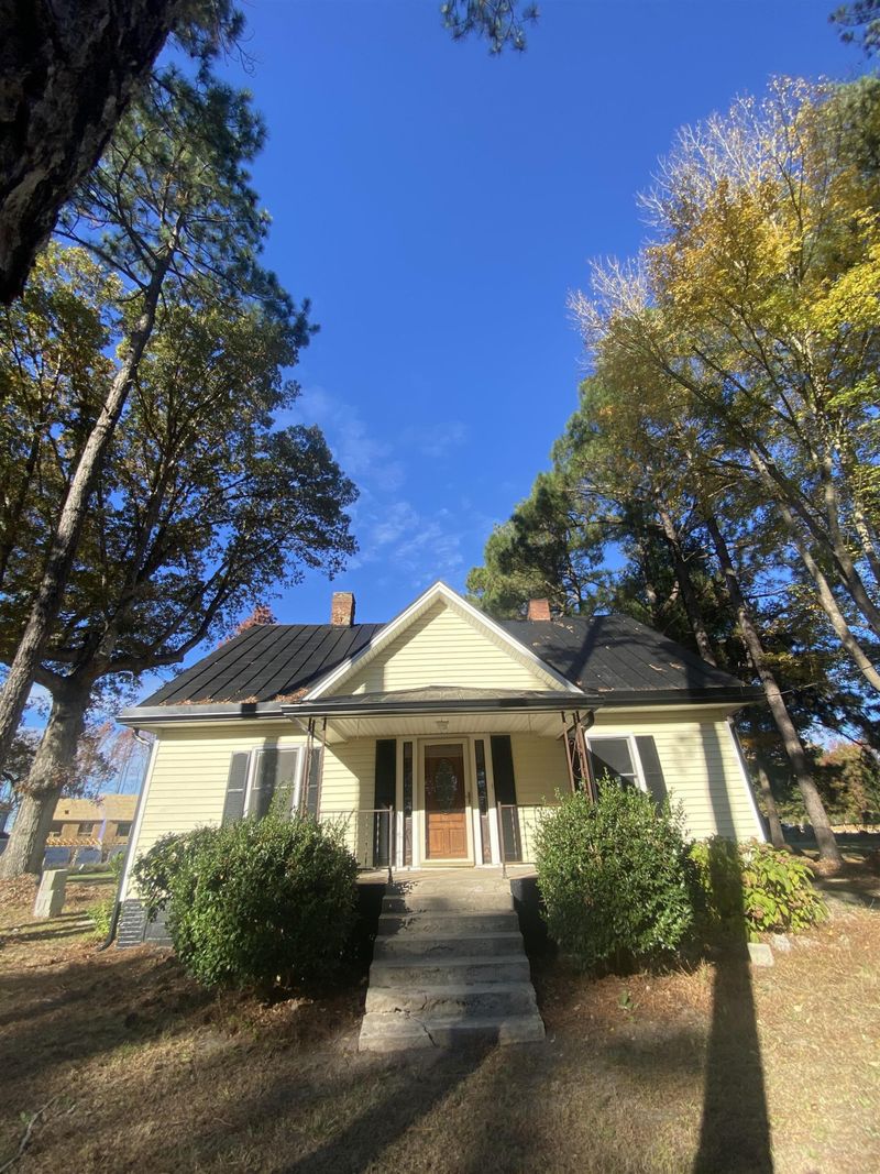 1751 Old Bunn Rd, Zebulon, NC 27597