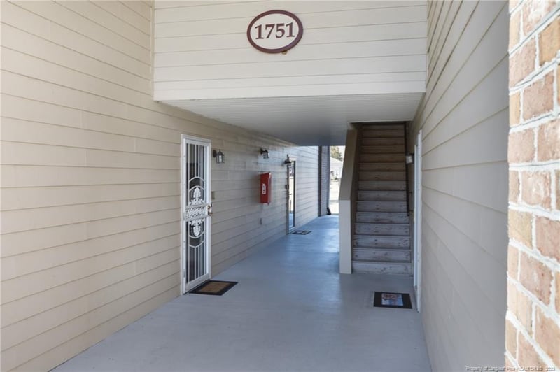 1751 Renwick Dr #102, Fayetteville, NC 28304