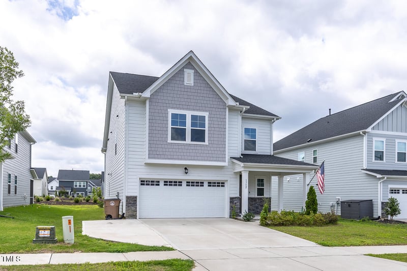 1752 Golden Honey Dr, Wake Forest, NC 27587