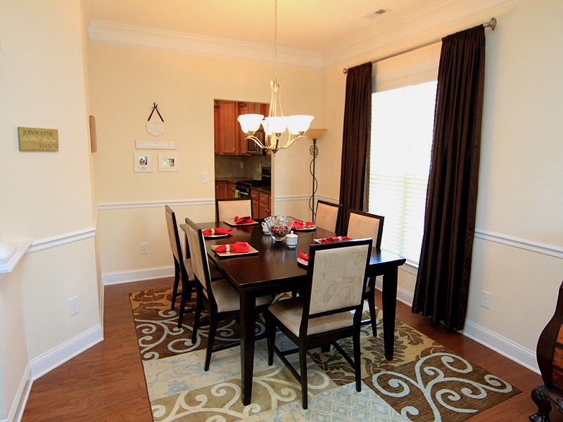 1752 Laurel Park Pl, Cary, NC 27511