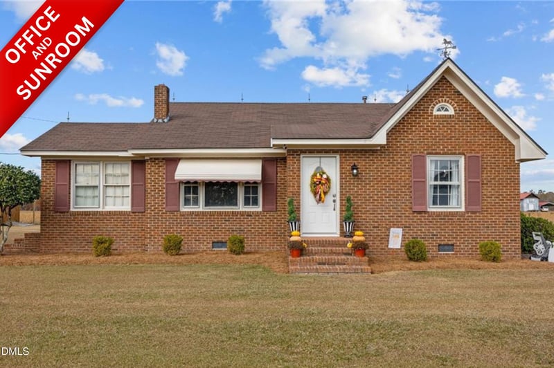 1752 Lee Johnson Rd, Dunn, NC 28334