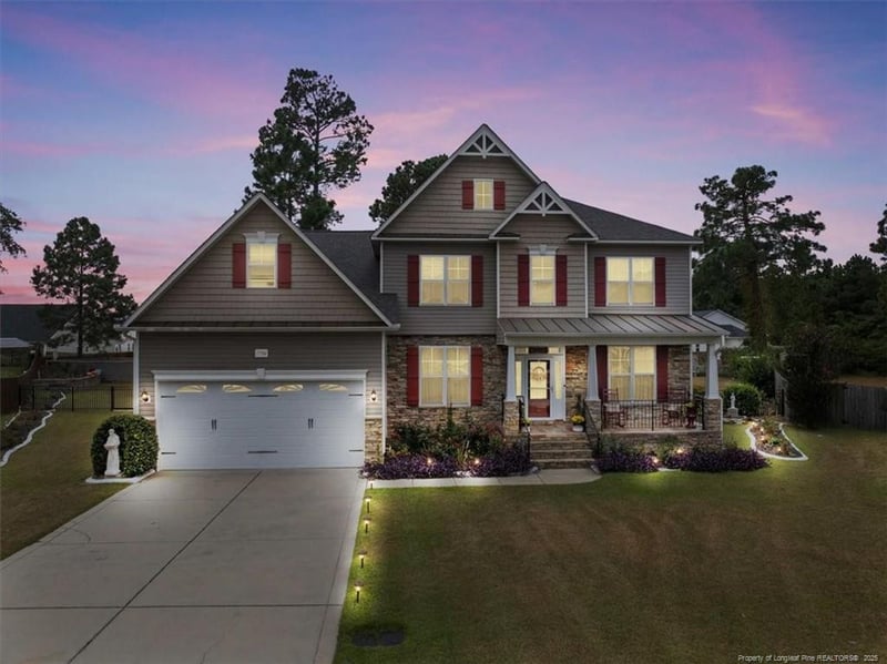 1756 Real Quiet Pl, Hope Mills, NC 28348