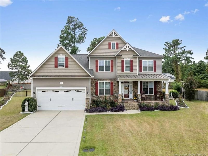 1756 Real Quiet Pl, Hope Mills, NC 28348