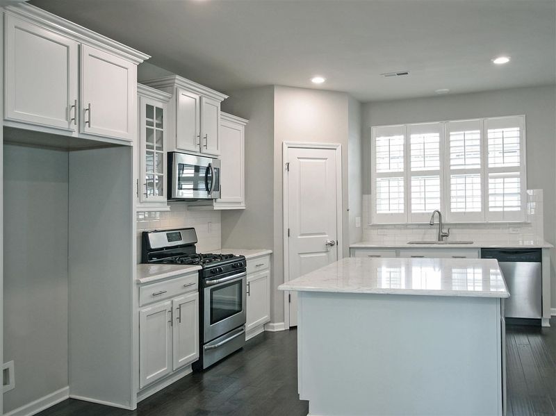 1757 Baldhead Island Dr, Apex, NC 27502