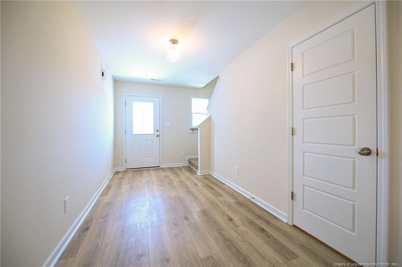 1757 Ragsdale Rd, Hope Mills, NC 28348