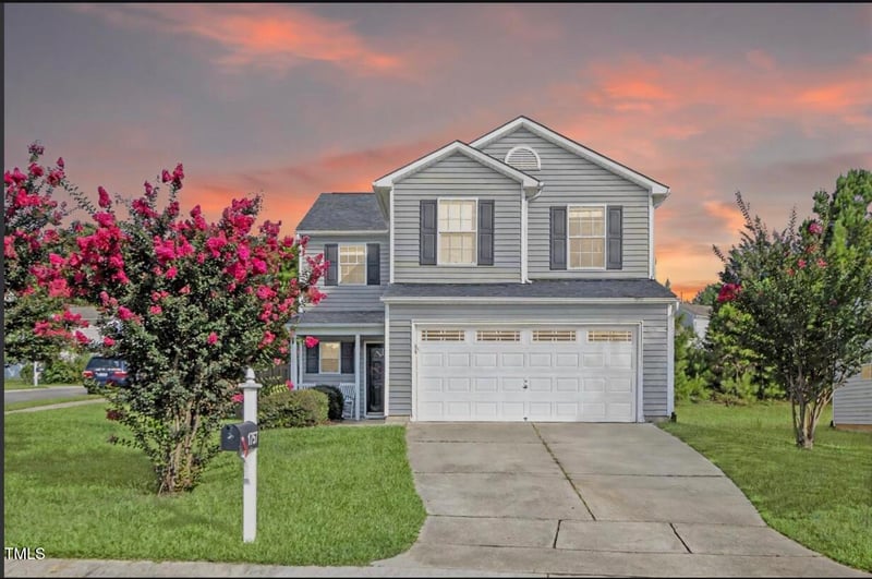 1757 Whitbrook Ct, Fuquay Varina, NC 27526