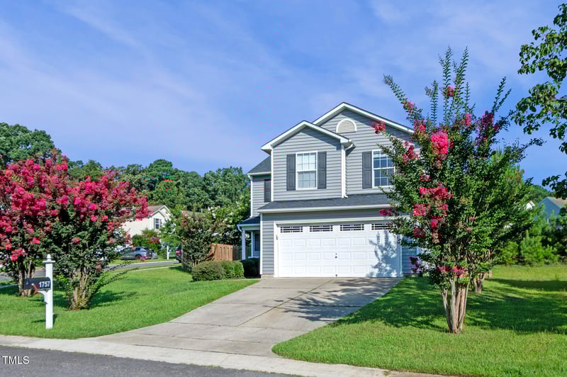 1757 Whitbrook Ct, Fuquay Varina, NC 27526
