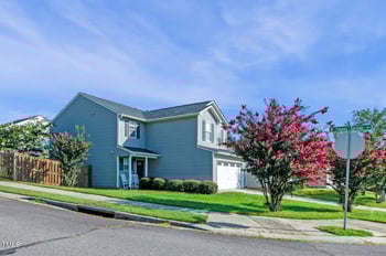 1757 Whitbrook Ct, Fuquay Varina, NC 27526