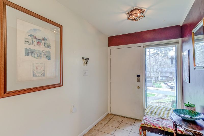 1758 Quail Ridge Rd, Raleigh, NC 27609