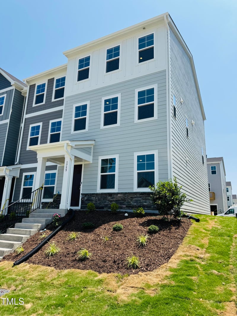 1759 Barrett Run Trl, Apex, NC 27502