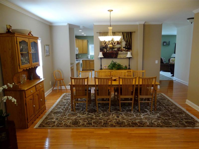 1759 Mclaurin Ln, Fuquay Varina, NC 27526
