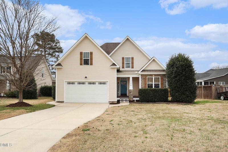 176 Braddock Dr, Lillington, NC 27546