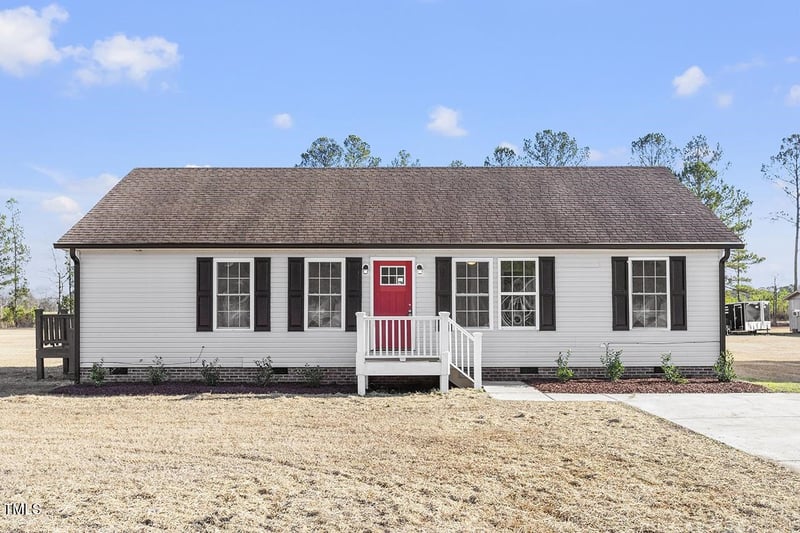 176 Clear Water Dr, Smithfield, NC 27577