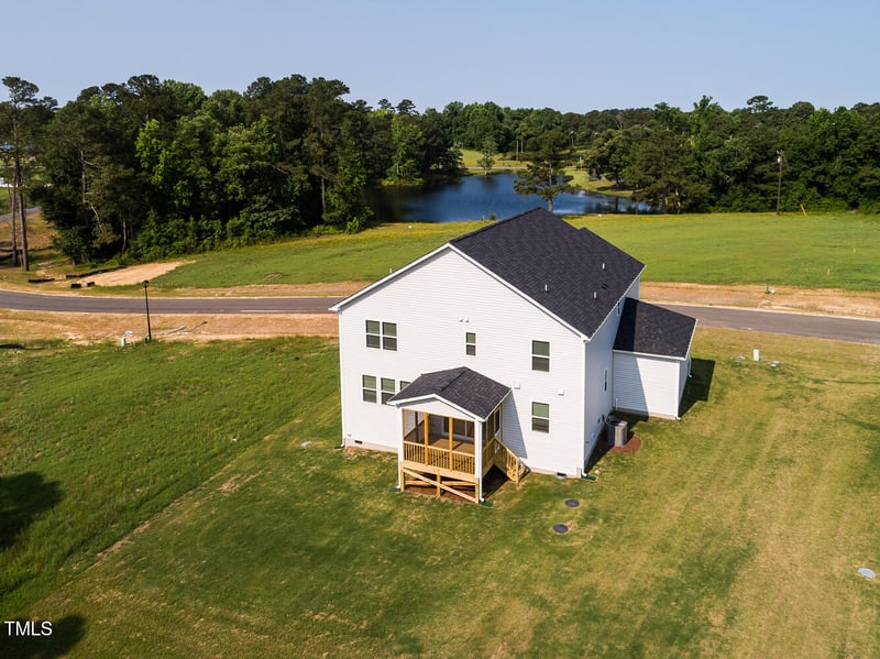 176 Golfview Ave, Benson, NC 27504
