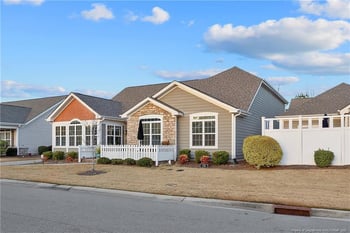 176 Nandina Ct, Fayetteville, NC 28311