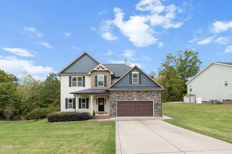 176 Northcliff Ct, Clayton, NC 27527