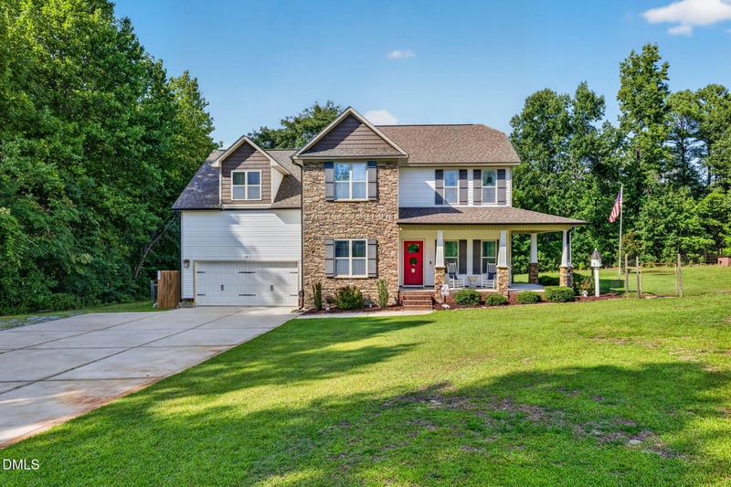 176 Plainview Point Dr, Angier, NC 27501