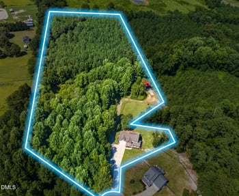 176 Plainview Pointe Dr, Angier, NC 27501