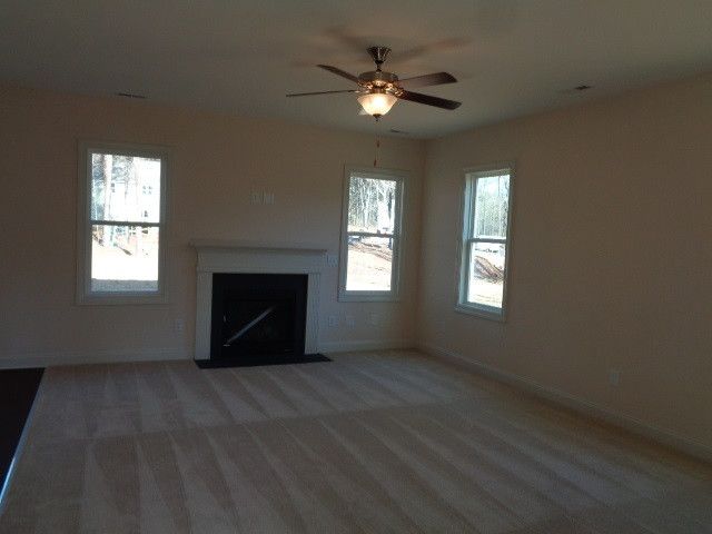 176 Shadowbark Dr, Garner, NC 27529