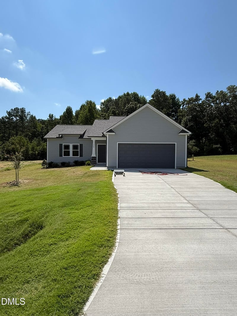 176 Shiloh Dr, Lillington, NC 27546