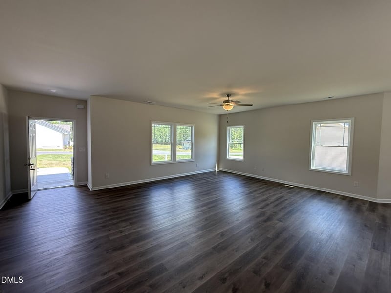 176 Shiloh Dr, Lillington, NC 27546