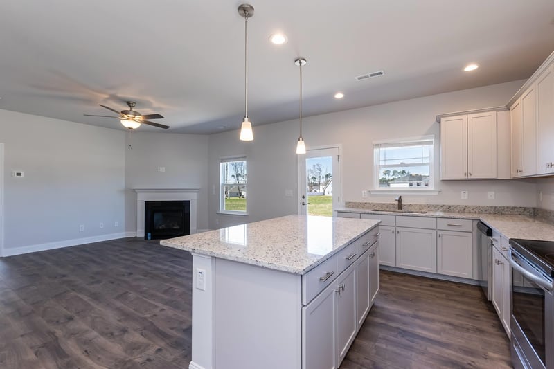 176 Southern Estates Dr, Sanford, NC 27330
