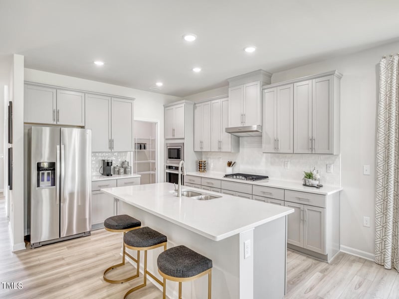176 Squirrel Oaks Ln, Garner, NC 27529