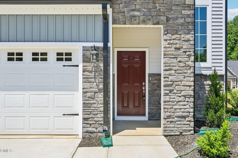 176 Starlet Ridge Way, Clayton, NC 27520
