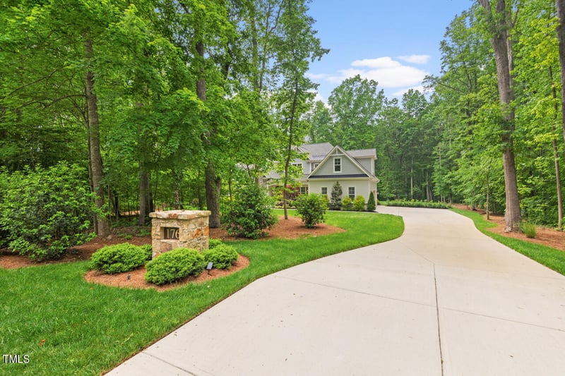 176 Tall Oaks Cir, Hillsborough, NC 27278