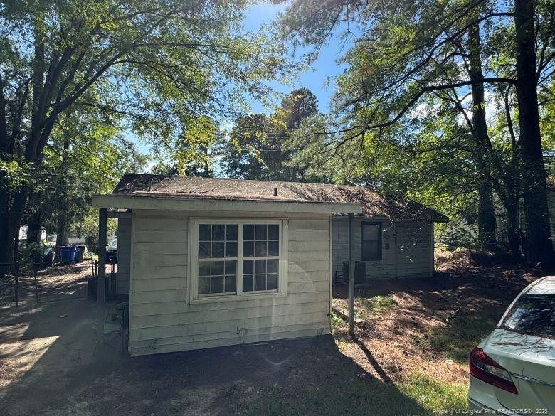 1760 Bridger St, Fayetteville, NC 28301