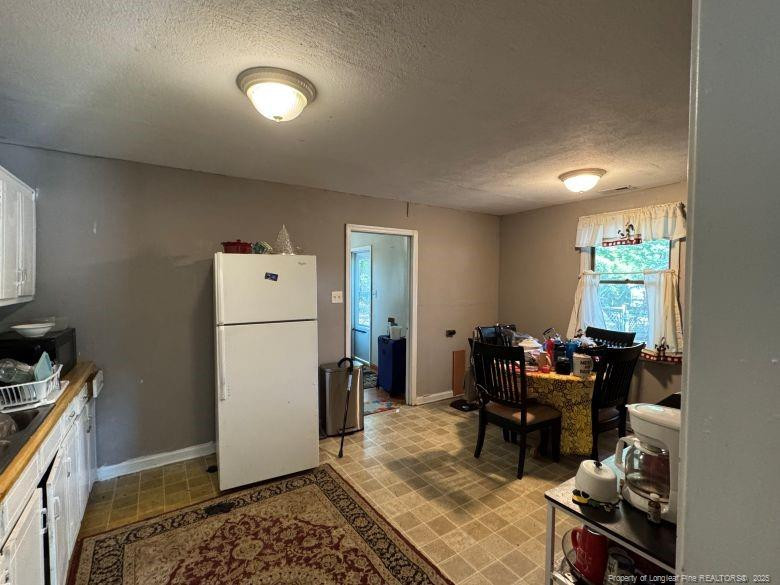 1760 Bridger St, Fayetteville, NC 28301