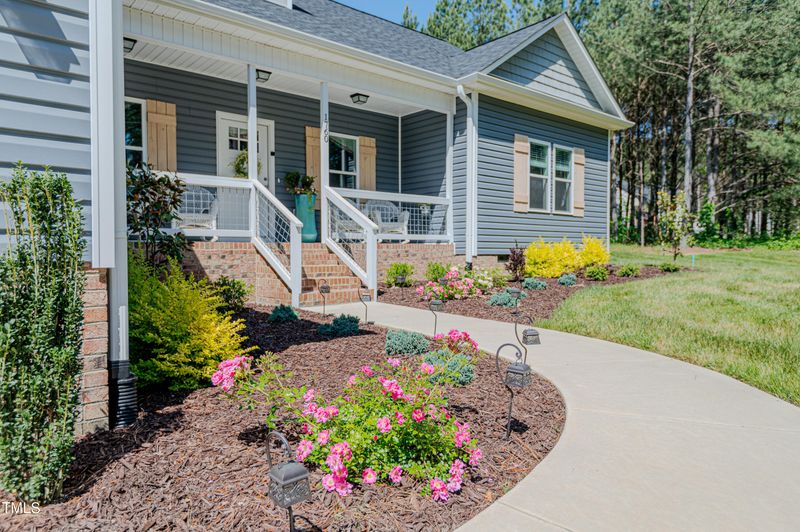 1760 Willie Pace Rd, Burlington, NC 27217
