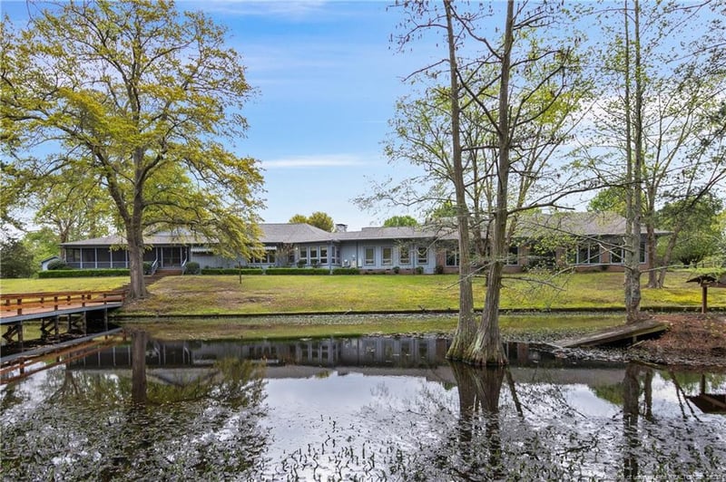 1763 Wilmington Hw, Fayetteville, NC 28306