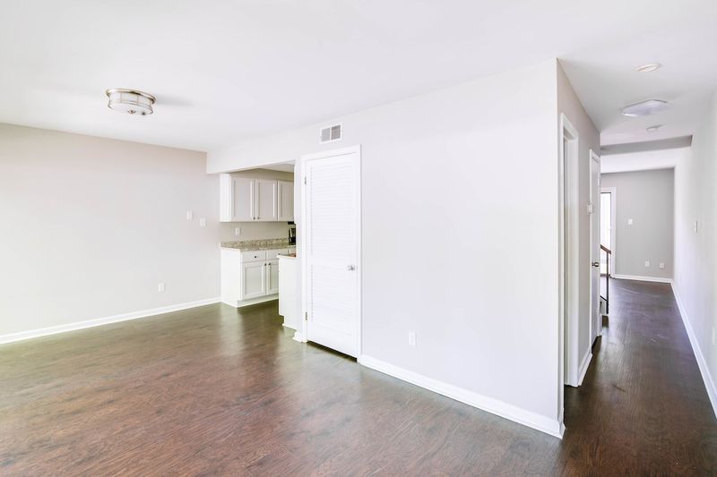 1768 Quail Ridge Rd, Raleigh, NC 27609