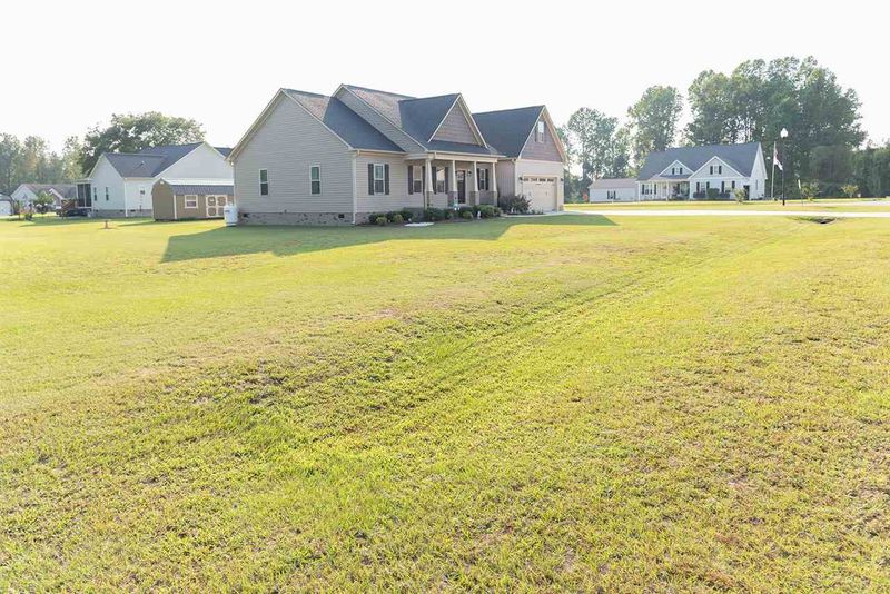 177 Bayberry Ln, Smithfield, NC 27577