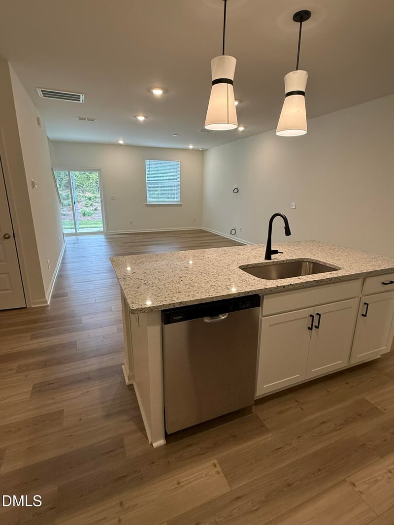 177 Parker Ln, Mebane, NC 27302