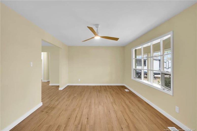 1772 Inverness Dr, Fayetteville, NC 28304