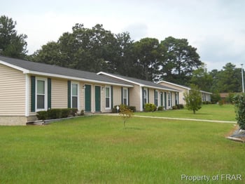 1772 Roberta Ct, Fayetteville, NC 28304