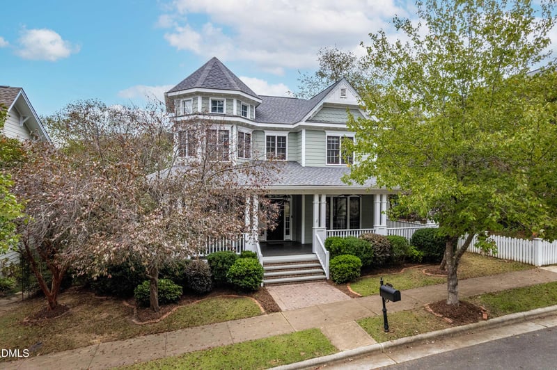 1773 Town Home Dr, Apex, NC 27502