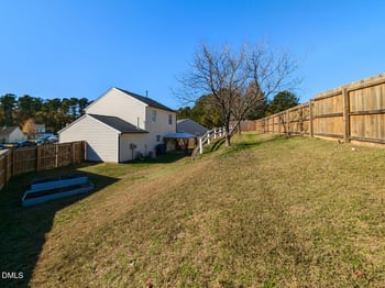 1773 Whitbrook Ct, Fuquay Varina, NC 27526