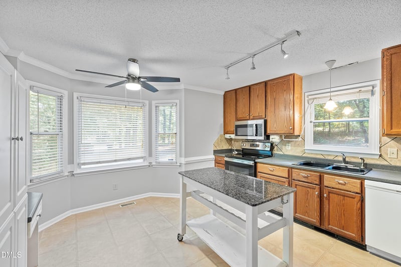 1775 Sid Mitchell Rd, Youngsville, NC 27596