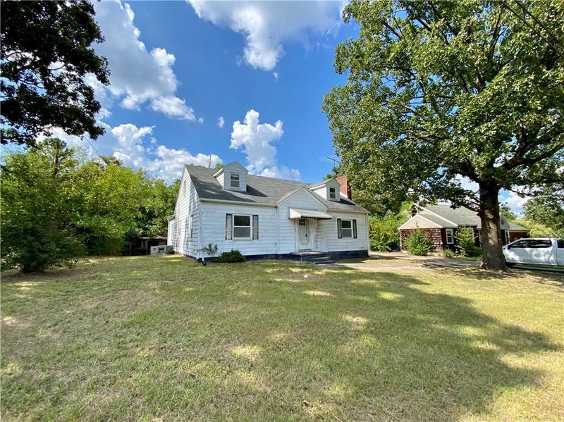 1776 Lower Hopedale Rd, Burlington, NC 27217