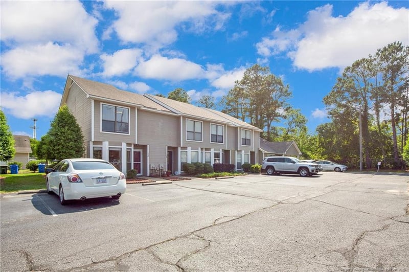 178 Aloha Dr, Fayetteville, NC 28311