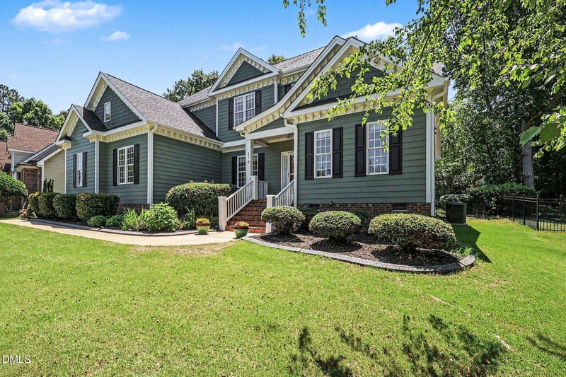 178 Caledonia Ln, Clayton, NC 27520