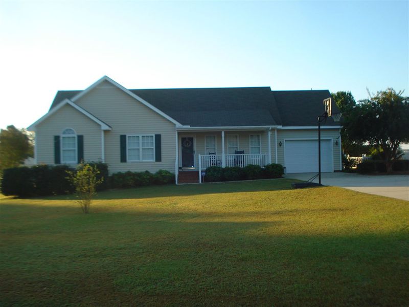 178 Curr Well Dr, Benson, NC 27504