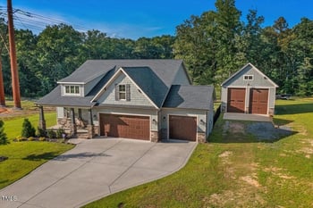 178 Greenwich Dr, Sanford, NC 27330