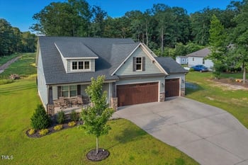 178 Greenwich Dr, Sanford, NC 27330