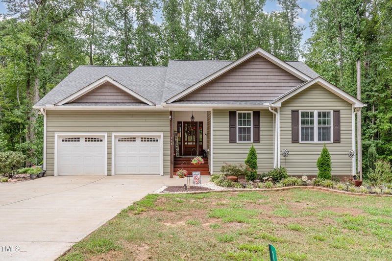 178 Horseman Dr, Louisburg, NC 27549